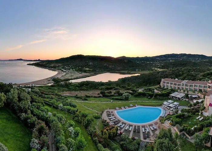 L'Ea Bianca Luxury Resort Baja Sardinia